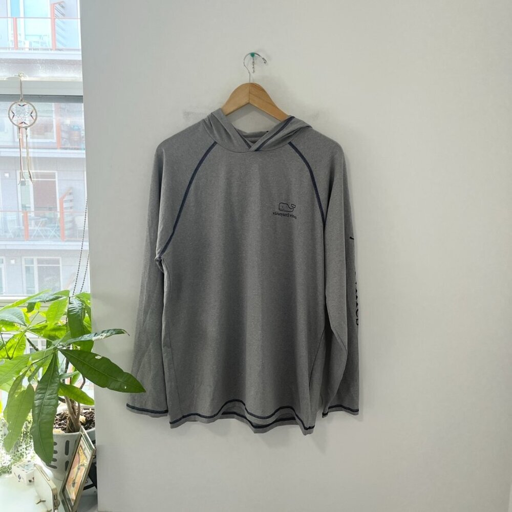 Vineyard Vines Men's Gray Logo Performance Hoodie Size Medium